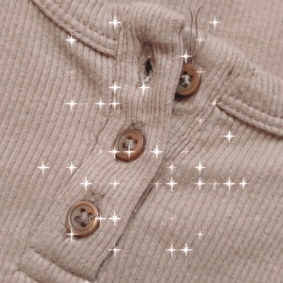 Cropped Plain Button-Up - Picture 3 of 3